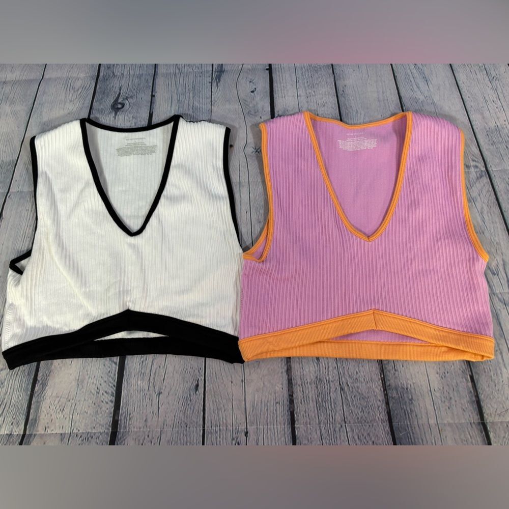 No Boundaries TWO Juniors' Seamless Retro Plunge Crop Top Activewear Bralettes L